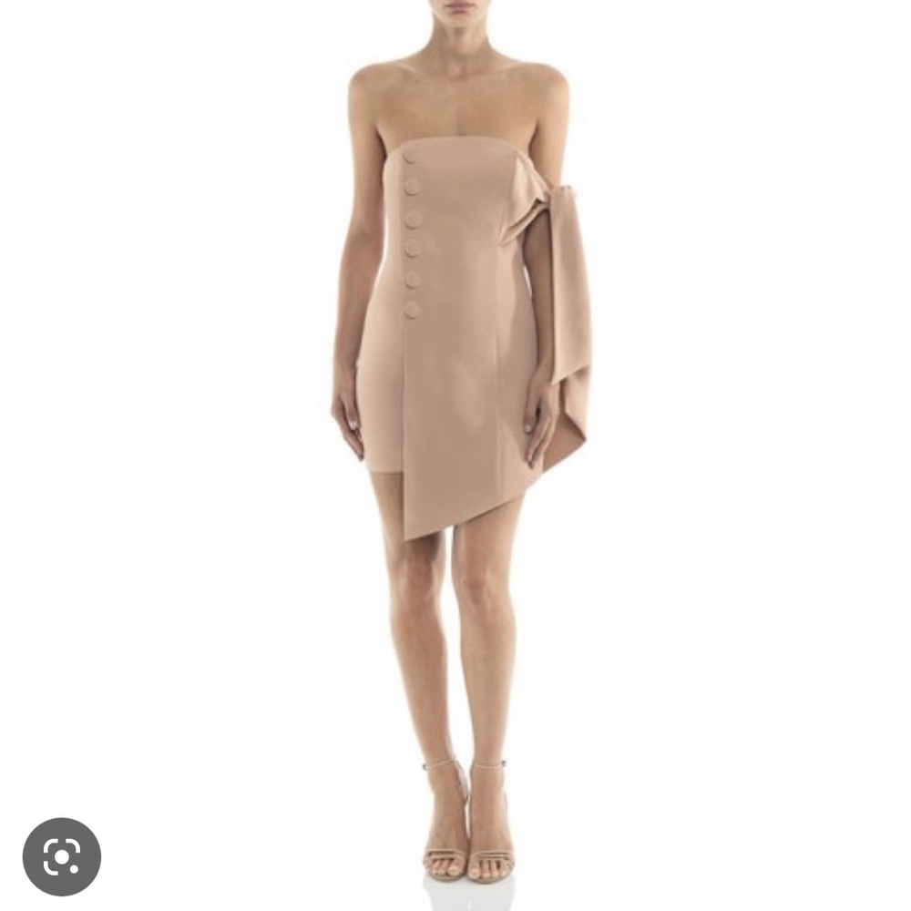 One shoulder dress